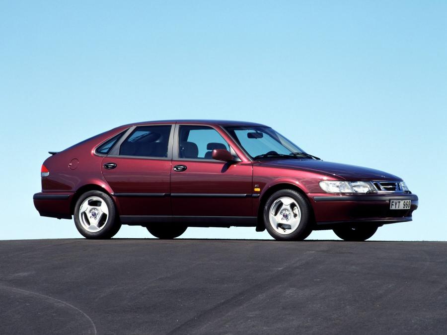  Saab 9-3 1998 года  (фото 2 из 16)